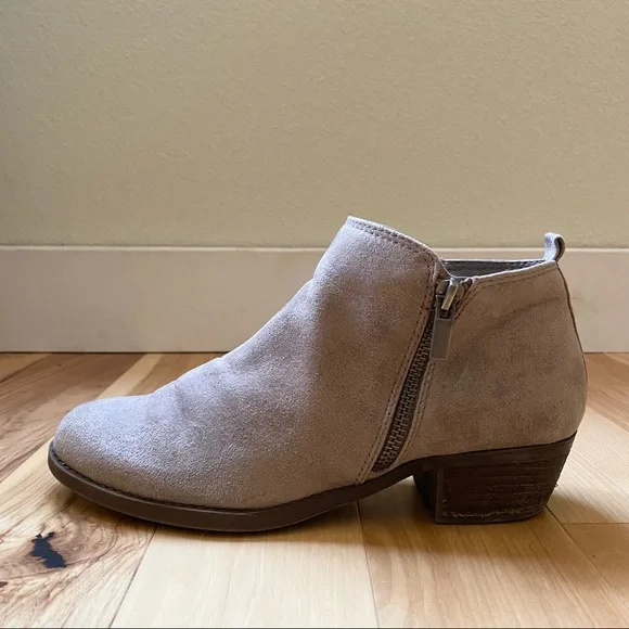 Carlos Brie Tan Suede Booties with Side Zip - Picture 2 of 8